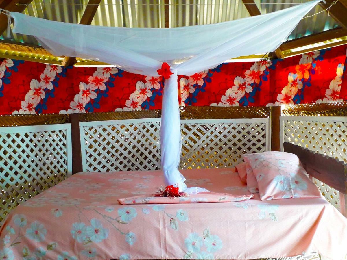 Vacation Beach Fales Hotel Manase Exterior photo