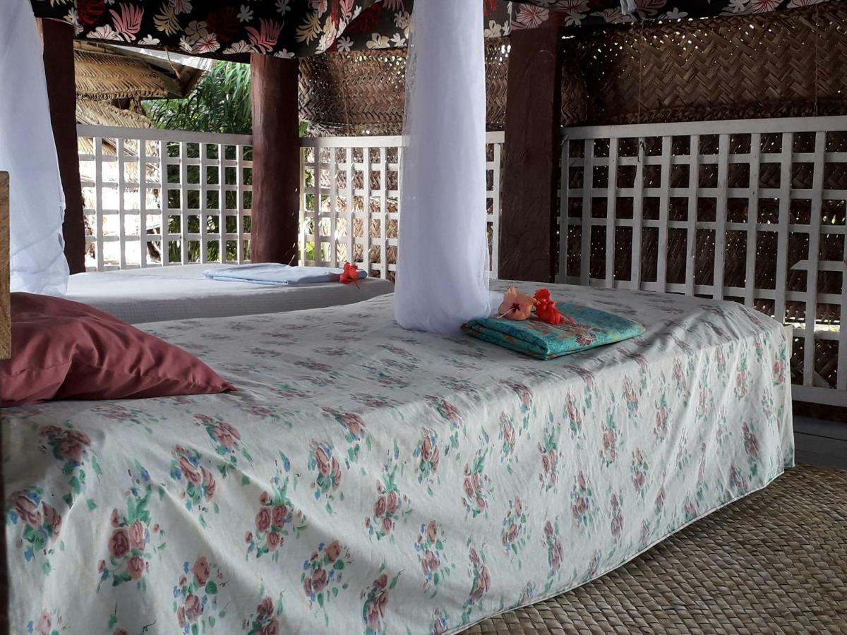 Vacation Beach Fales Hotel Manase Exterior photo