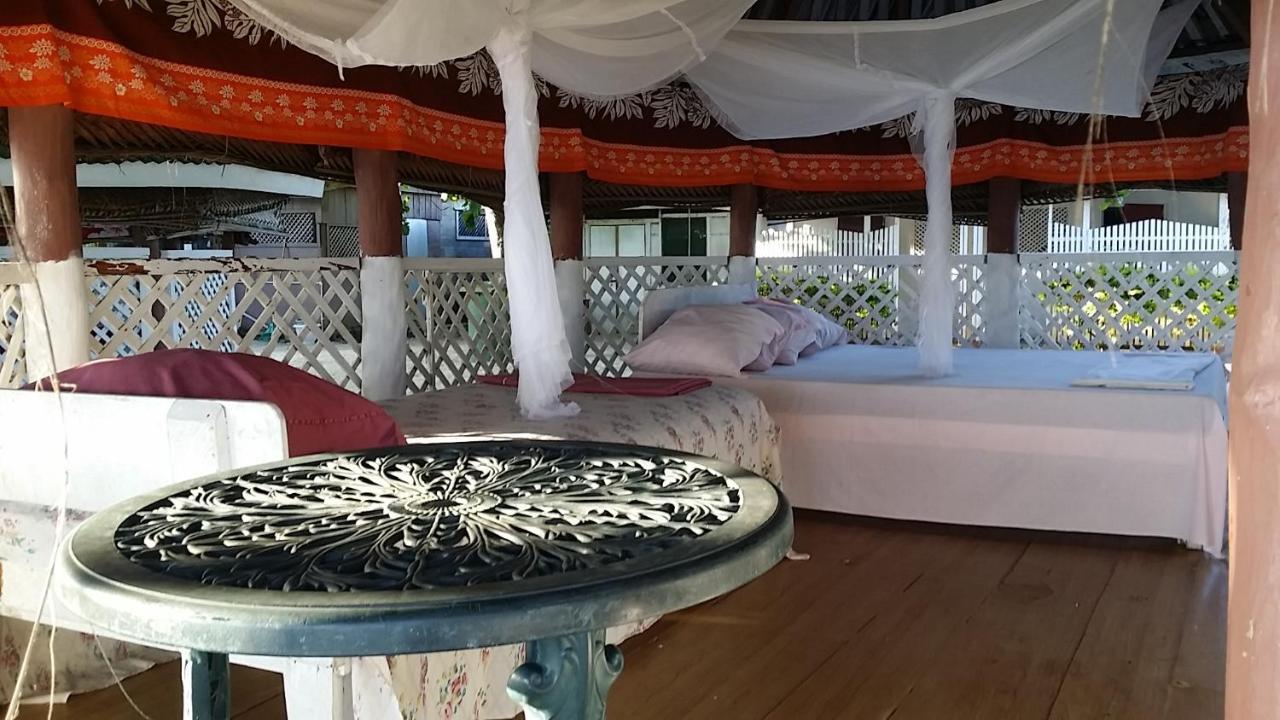 Vacation Beach Fales Hotel Manase Exterior photo