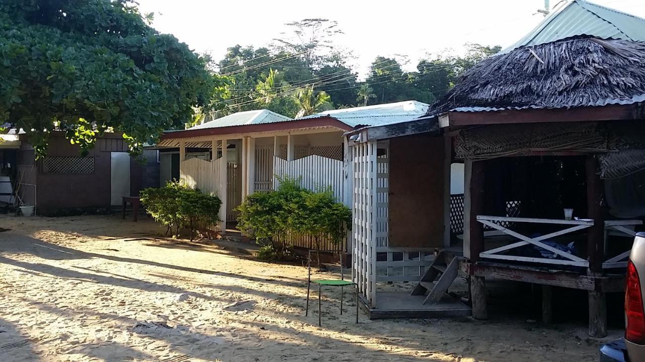 Vacation Beach Fales Hotel Manase Exterior photo